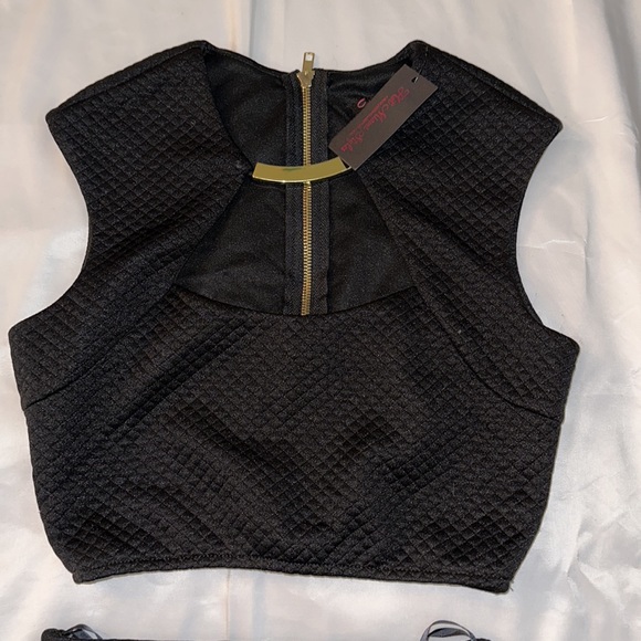 Black and Gold Skirt/Tank Set - Picture 3 of 4